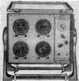 Sowjetisches PIRS-1 Decca-Empfangsgerät. Quelle: Г.Г. Ермолаев: Морское судовождение